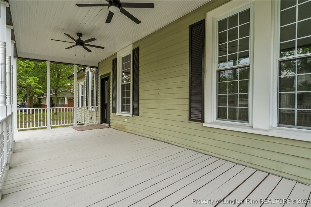 301 W Central Street, Maxton, NC 28364 — photo 34