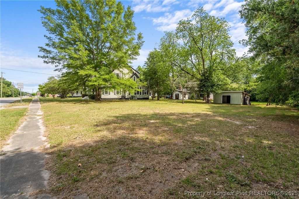 301 W Central Street, Maxton, NC 28364 — photo 45