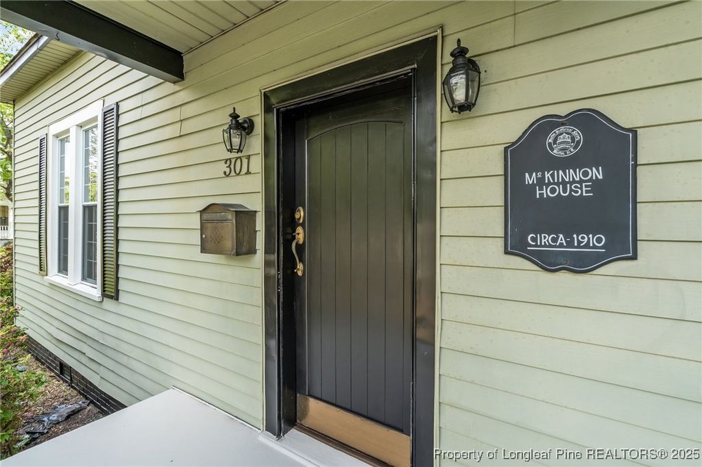 301 W Central Street, Maxton, NC 28364 — photo 47