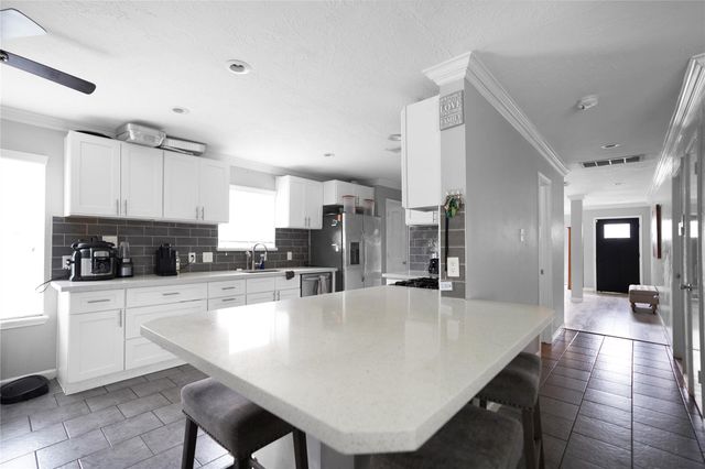 1833 Glenwild Drive, Missouri City, TX 77489