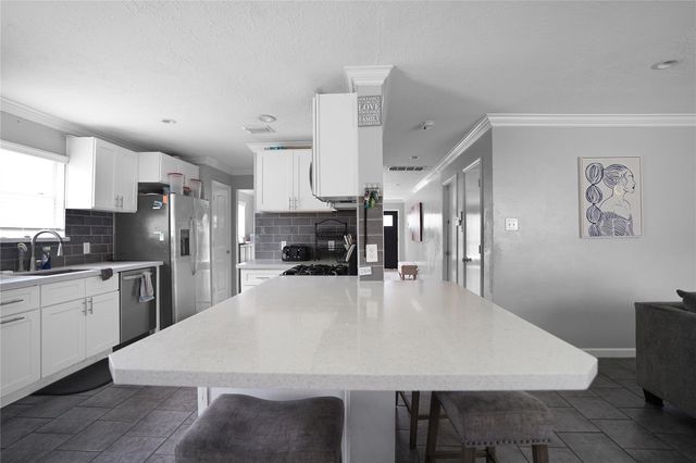 1833 Glenwild Drive, Missouri City, TX 77489