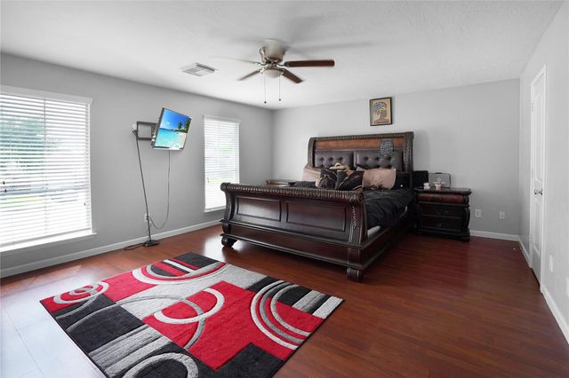 1833 Glenwild Drive, Missouri City, TX 77489