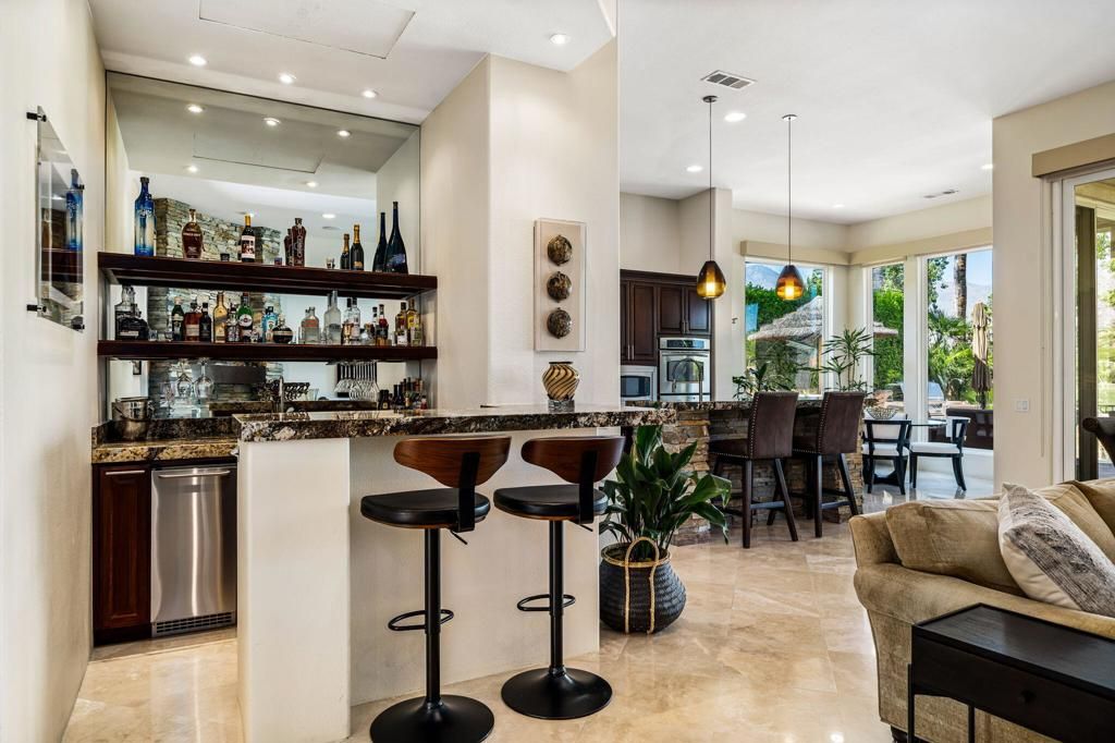 Image 14 of property listing at 56063 Winged Foot, La Quinta, CA 92253