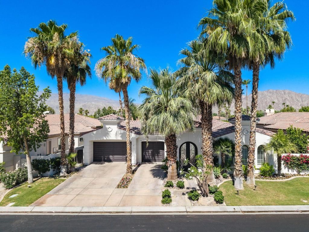 Image 2 of property listing at 56063 Winged Foot, La Quinta, CA 92253