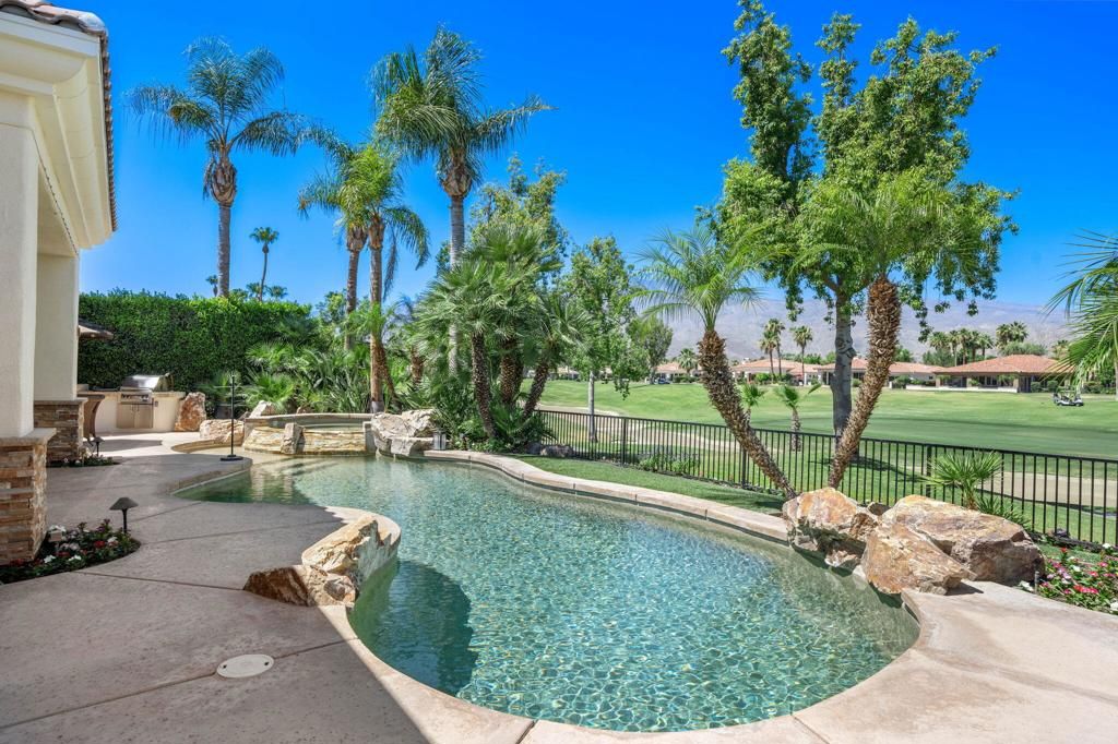 Image 42 of property listing at 56063 Winged Foot, La Quinta, CA 92253