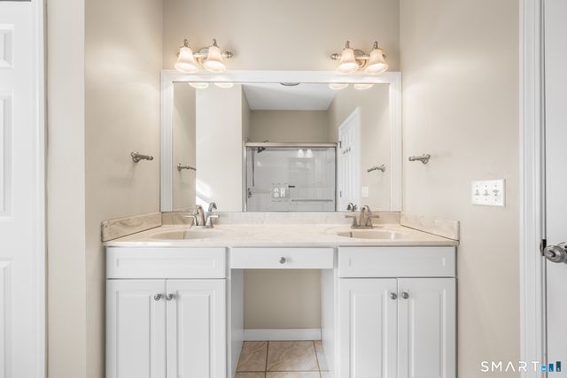 6 Pearl Lane, Rocky Hill, CT 06067