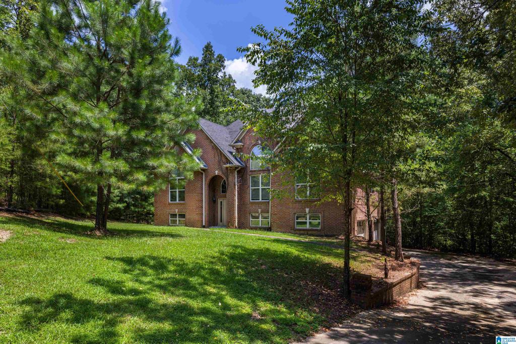 5741 LAKESIDE ROAD, Leeds, AL 35094