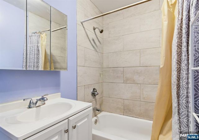 29 Victoria Avenue, Newark, NJ 07104