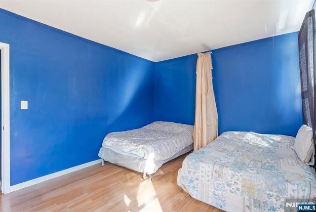 29 Victoria Avenue, Newark, NJ 07104