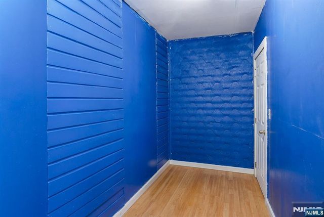 29 Victoria Avenue, Newark, NJ 07104