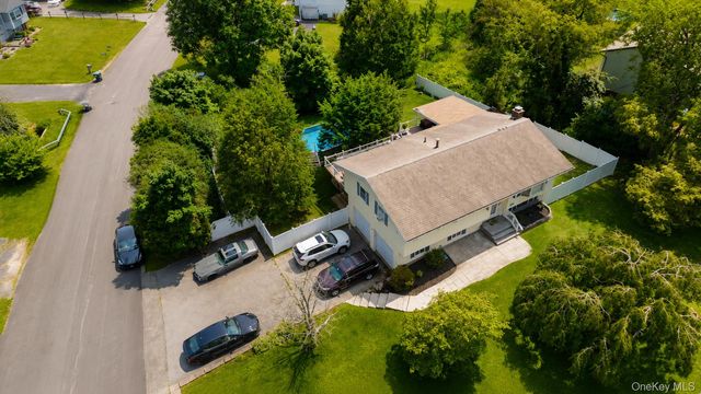 24 Beth Drive, Middletown, NY 10941