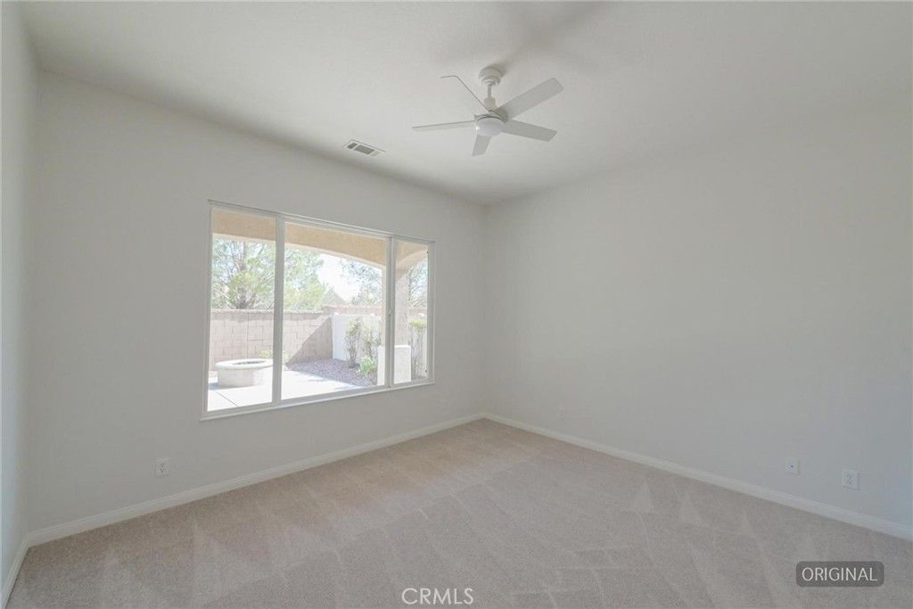 Image 16 of property listing at 19466 Crystal Springs, Apple Valley, CA 92308