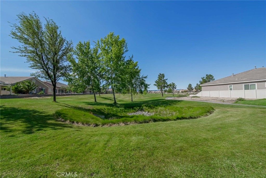 Image 29 of property listing at 19466 Crystal Springs, Apple Valley, CA 92308