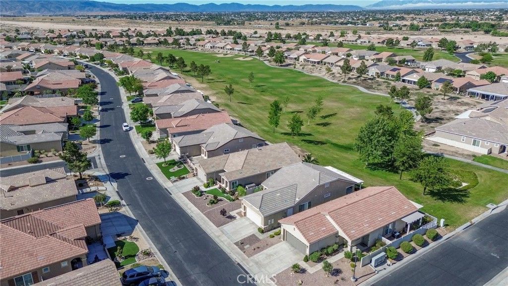 Image 3 of property listing at 19466 Crystal Springs, Apple Valley, CA 92308