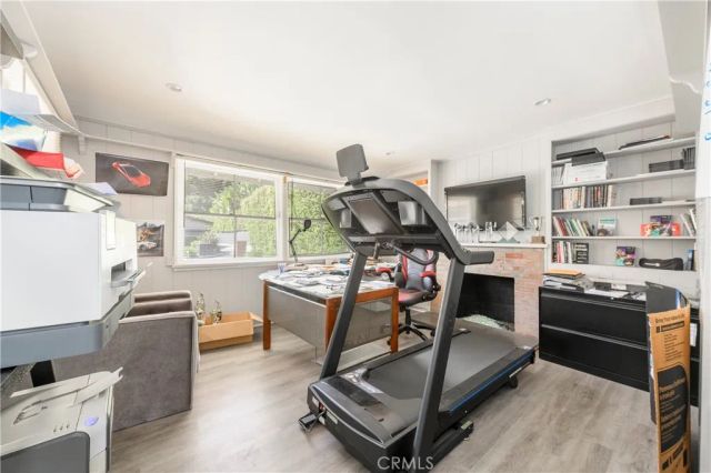 3633 Willowcrest Avenue, Studio City, CA 91604