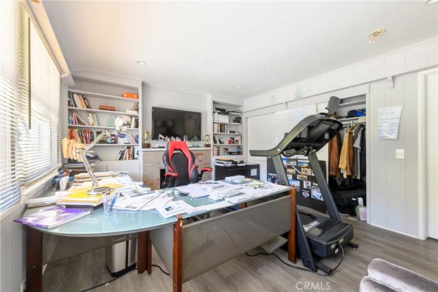 3633 Willowcrest Avenue, Studio City, CA 91604