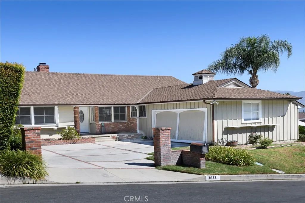 3633 Willowcrest Avenue, Studio City, CA 91604