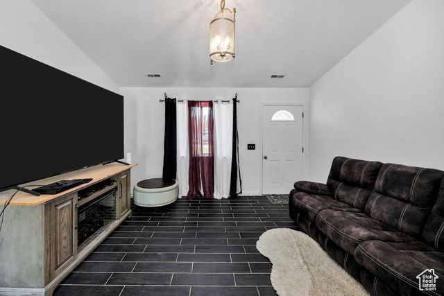 248 SUNSTONE CT, Logan, UT 84321