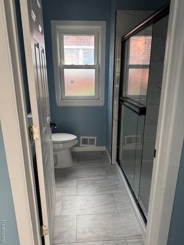 6624 Sw Barton Street, Detroit, MI 48210