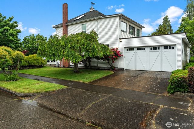 801 N Junett St, Tacoma, WA 98406