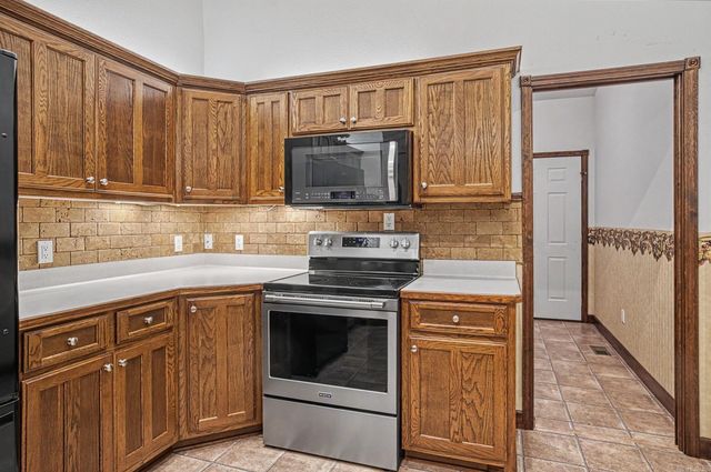 2 Guindola Circle, Hot Springs Village, AR 71909