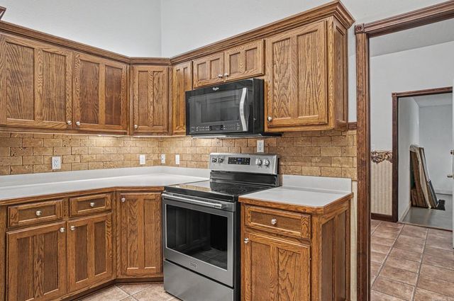 2 Guindola Circle, Hot Springs Village, AR 71909