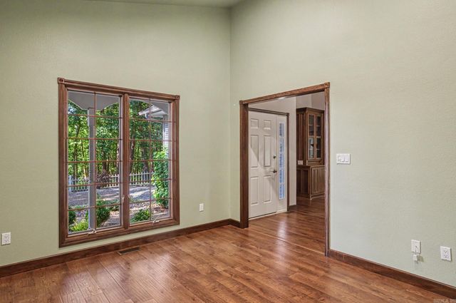 2 Guindola Circle, Hot Springs Village, AR 71909