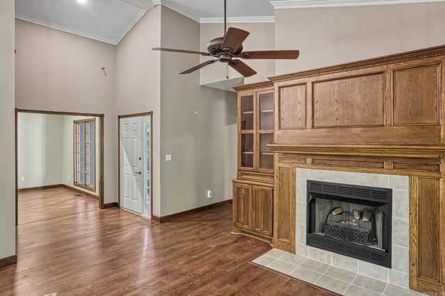 2 Guindola Circle, Hot Springs Village, AR 71909