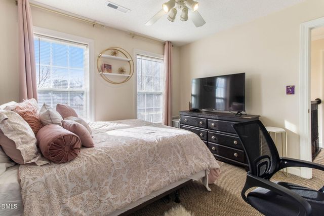 1500 Dunbrook Drive, Winterville, NC 28590