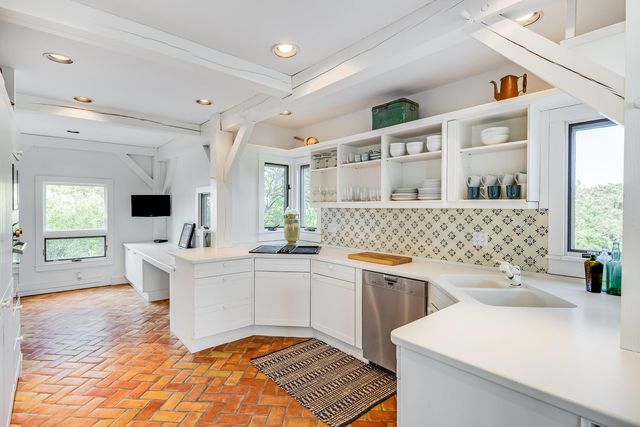 1400 Chequessett Neck Road, Wellfleet, MA 02667
