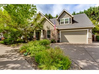 2580 Crowther Dr, Eugene, OR 97404