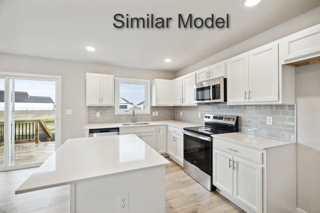 321 NE Chalet Street, Elkhart, IA 50073