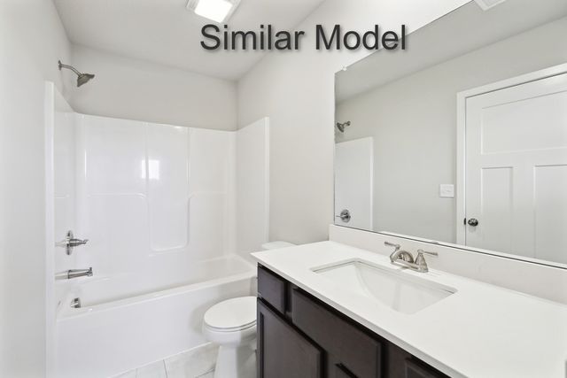 321 NE Chalet Street, Elkhart, IA 50073