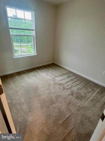 12001 ROY HOBBS PL, Waldorf, MD 20602