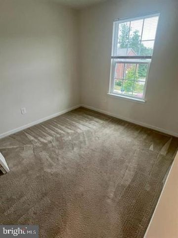 12001 ROY HOBBS PL, Waldorf, MD 20602
