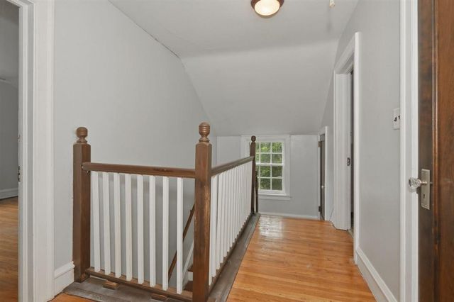 611 Lincoln Parkway, Duluth, MN 55806