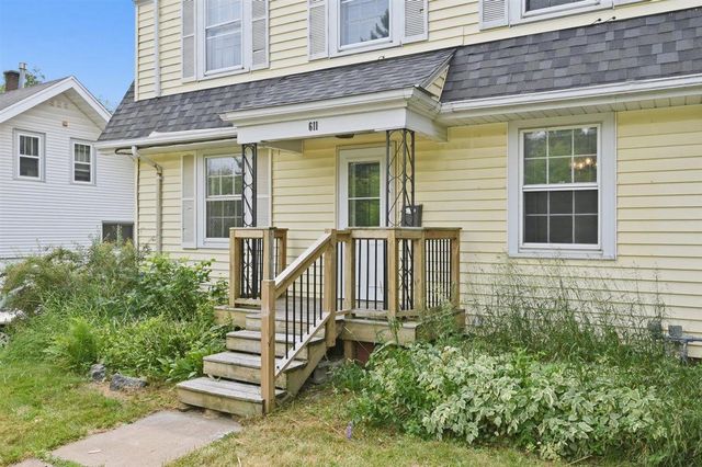 611 Lincoln Parkway, Duluth, MN 55806