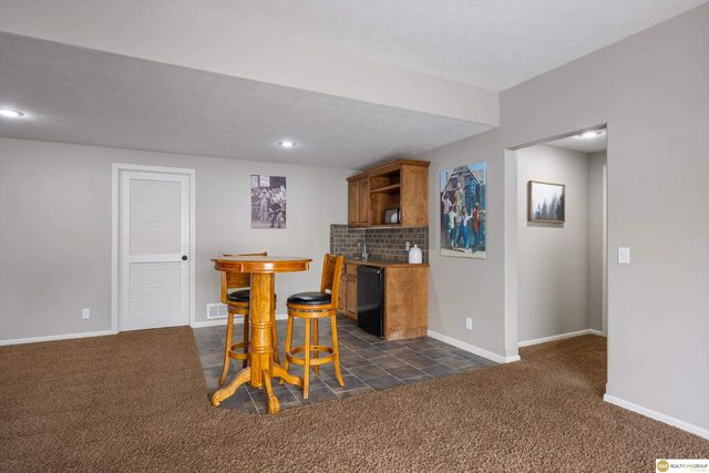 8119 S 167 Street, Omaha, NE 68136