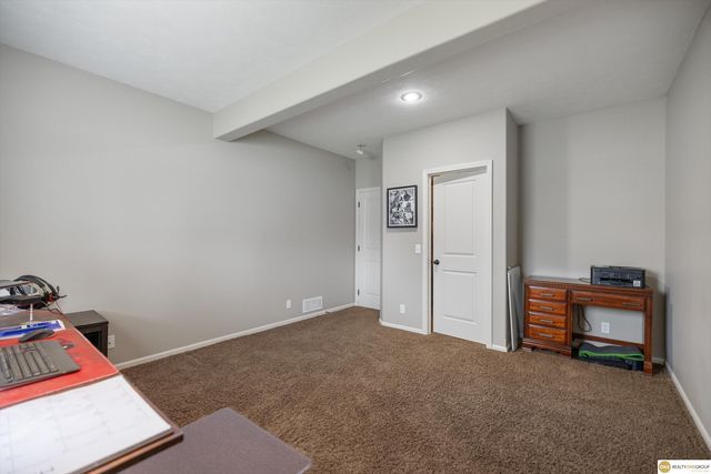 8119 S 167 Street, Omaha, NE 68136