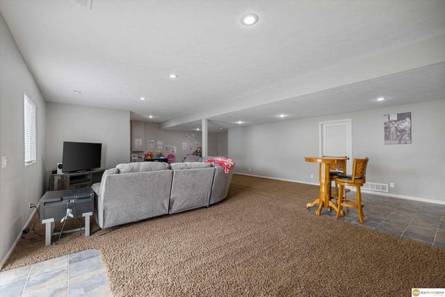 8119 S 167 Street, Omaha, NE 68136