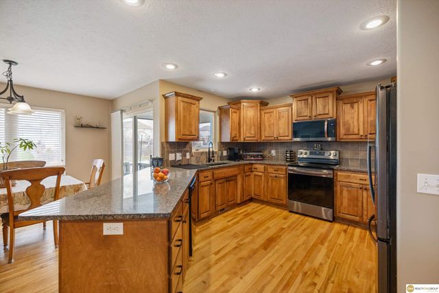 8119 S 167 Street, Omaha, NE 68136