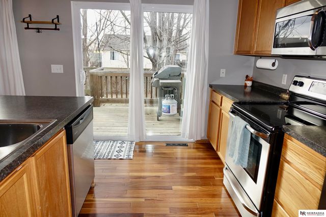 17733 Lillian Street, Omaha, NE 68136