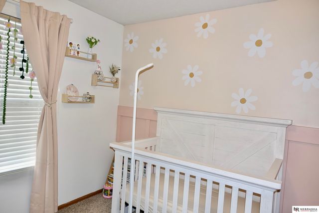 17733 Lillian Street, Omaha, NE 68136