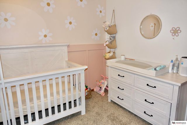 17733 Lillian Street, Omaha, NE 68136