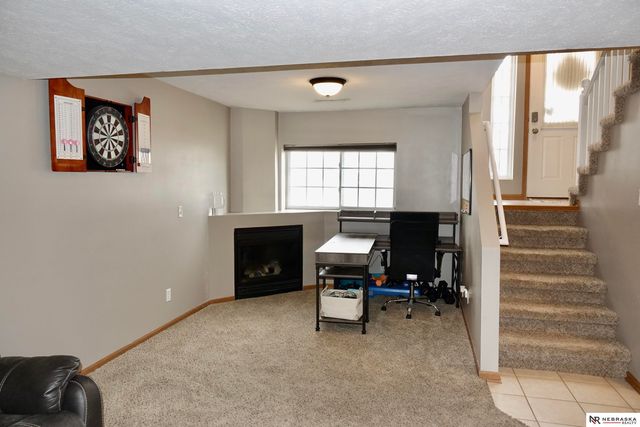 17733 Lillian Street, Omaha, NE 68136