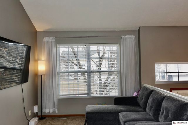 17733 Lillian Street, Omaha, NE 68136