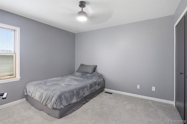 8488 Annette Avenue, Grosse Ile, MI 48138