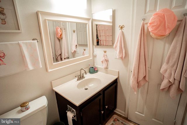 15015 BRIDGEPORT DR, Dumfries, VA 22025