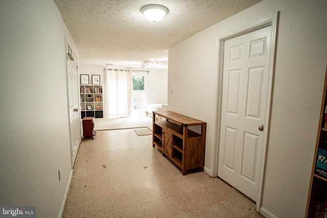 15015 BRIDGEPORT DR, Dumfries, VA 22025