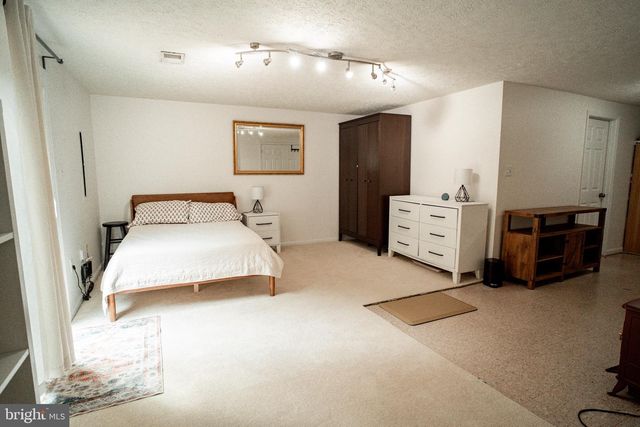 15015 BRIDGEPORT DR, Dumfries, VA 22025